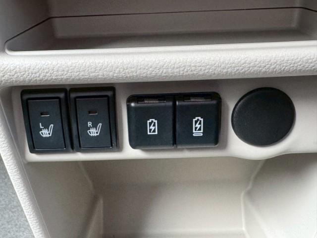 アルトラパンLC X ツートン/半革/禁煙/LED/衝突軽減ブレーキ/前席シートヒーター/スマートキー/イモビライザー/オートマチックハイビーム(13枚目)