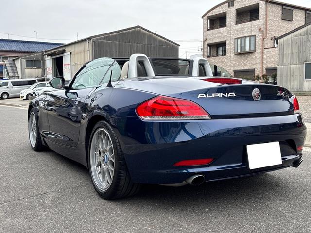 Ｚ４ ｓＤｒｉｖｅ３５ｉ　ＡＬＰＩＮＡ仕様　直６ツインターボ　ＢＢＳアルミホイール　電動オープン　ホワイト／白革シート　シートヒーター　ＨＤＤナビ　バックカメラ　ＣＤ・ＤＶＤ再生　ＥＴＣ　クルコン　ソナー　記録簿・取扱説明書（15枚目）