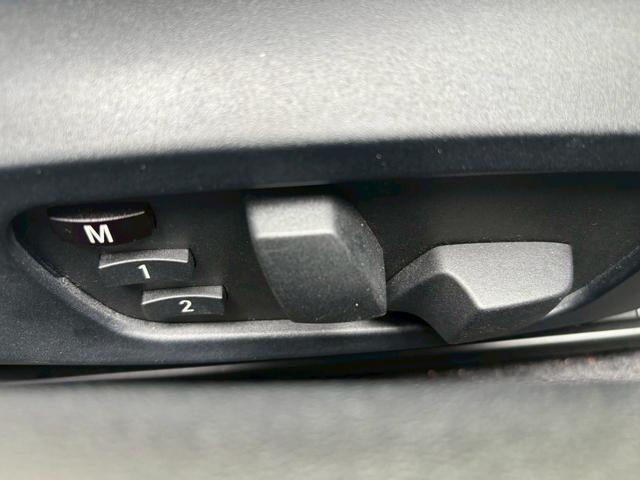 Ｚ４ ｓＤｒｉｖｅ３５ｉ　ＡＬＰＩＮＡ仕様　直６ツインターボ　ＢＢＳアルミホイール　電動オープン　ホワイト／白革シート　シートヒーター　ＨＤＤナビ　バックカメラ　ＣＤ・ＤＶＤ再生　ＥＴＣ　クルコン　ソナー　記録簿・取扱説明書（34枚目）