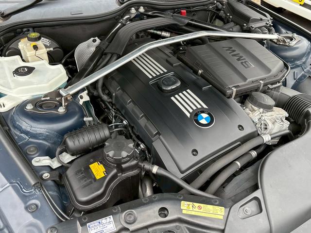 Ｚ４ ｓＤｒｉｖｅ３５ｉ　ＡＬＰＩＮＡ仕様　直６ツインターボ　ＢＢＳアルミホイール　電動オープン　ホワイト／白革シート　シートヒーター　ＨＤＤナビ　バックカメラ　ＣＤ・ＤＶＤ再生　ＥＴＣ　クルコン　ソナー　記録簿・取扱説明書（38枚目）
