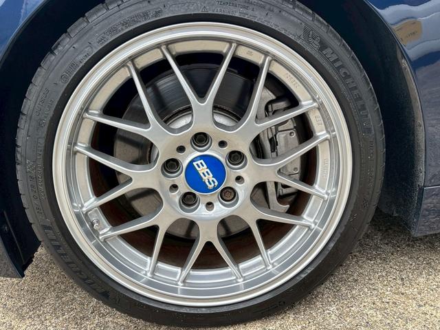 Ｚ４ ｓＤｒｉｖｅ３５ｉ　ＡＬＰＩＮＡ仕様　直６ツインターボ　ＢＢＳアルミホイール　電動オープン　ホワイト／白革シート　シートヒーター　ＨＤＤナビ　バックカメラ　ＣＤ・ＤＶＤ再生　ＥＴＣ　クルコン　ソナー　記録簿・取扱説明書（42枚目）