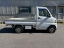 ミニキャブトラック ＶＸ－ＳＥ　４ＷＤ　５速ＭＴ　オーディオ　パワーステアリング　作業灯　三方開　積載量３５０ｋｇ（4枚目）