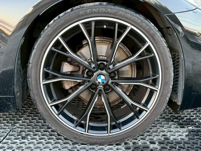 ５シリーズ ５２３ｄ　Ｍスポーツ　禁煙車　オプション２０インチアルミ　アクティブクルーズコントロール　アラウンドビューモニター　フルセグＴＶ　メーカー純正ナビ　Ｂｌｕｅｔｏｏｔｈ　パワートランク　パワーシート　スマートキー　ＥＴＣ（10枚目）