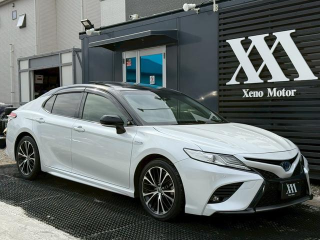 カムリ ＷＳレザーパッケージ　禁煙車　パノラミックスライディングルーフ　黒革シート　ＪＢＬサウンドシステム　メーカー純正ディスプレイオーディオ　ブラインドスポットアシスト　ヘッドアップディスプレイ　バックモニター　１８インチアルミ（56枚目）