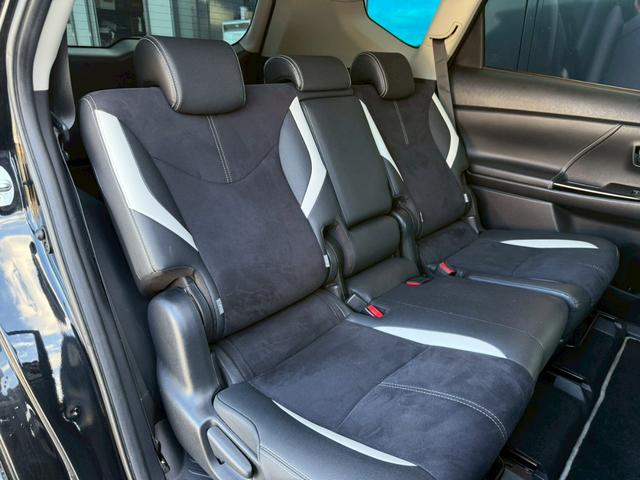 プリウスアルファ Ｓツーリングセレクション・Ｇ’ｓ　禁煙車　ディーラー純正８インチナビ　バックモニター　フルセグＴＶ　Ｂｌｕｅｔｏｏｔｈ　専用サスペンション　専用１８インチアルミ　専用バンパー　黒川ハーフレザーシート　スポーツモード　ドライブレコーダー（4枚目）