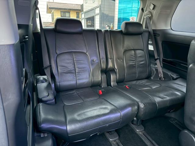ヴェルファイア 2.4Z プラチナセレクションII タイプゴールド 禁煙車 フリップダウンモニター 両側パワースライドドア デジタルインナーミラー 社外19インチアルミ パワーバックドア 黒革調シートカバー メーカーマルチナビ クリアランスソナー ウッドコンビハンドル(12枚目)