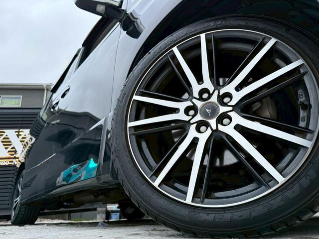 ヴェルファイア 2.4Z プラチナセレクションII タイプゴールド 禁煙車 フリップダウンモニター 両側パワースライドドア デジタルインナーミラー 社外19インチアルミ パワーバックドア 黒革調シートカバー メーカーマルチナビ クリアランスソナー ウッドコンビハンドル(29枚目)
