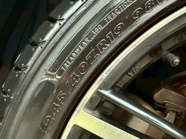 ヴェルファイア 2.4Z プラチナセレクションII タイプゴールド 禁煙車 フリップダウンモニター 両側パワースライドドア デジタルインナーミラー 社外19インチアルミ パワーバックドア 黒革調シートカバー メーカーマルチナビ クリアランスソナー ウッドコンビハンドル(35枚目)