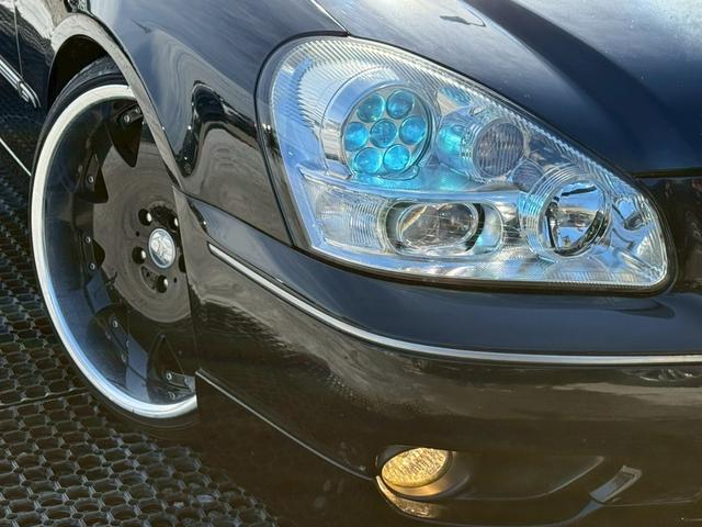 シーマ ３００Ｇ　禁煙車　ｍａｇｉｃ車高調　ＡＭＥアミスタッド１９インチアルミ　黒革シート　トリムブラウンレザー　バルカンヘッドライト　ルーフカーボンラッピング　後期テール　助手席パワーシート　ローダウン　車高調（15枚目）