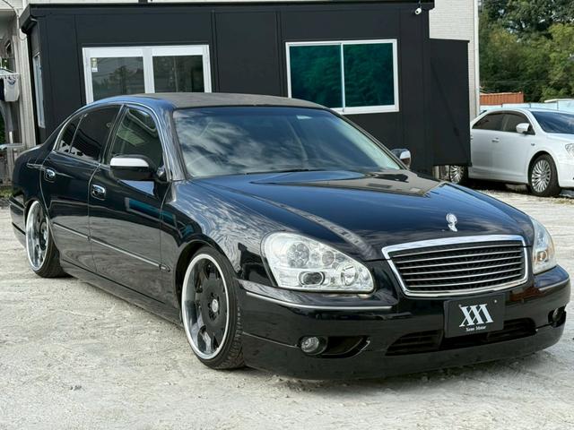 シーマ ３００Ｇ　禁煙車　ｍａｇｉｃ車高調　ＡＭＥアミスタッド１９インチアルミ　黒革シート　トリムブラウンレザー　バルカンヘッドライト　ルーフカーボンラッピング　後期テール　助手席パワーシート　ローダウン　車高調（22枚目）