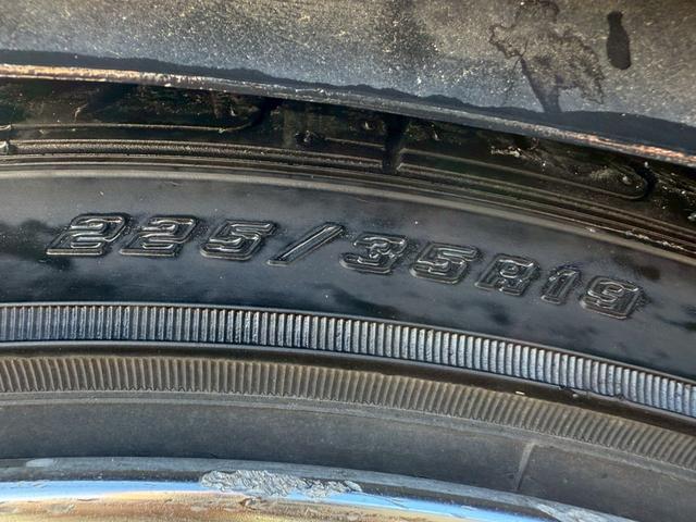 シーマ ３００Ｇ　禁煙車　ｍａｇｉｃ車高調　ＡＭＥアミスタッド１９インチアルミ　黒革シート　トリムブラウンレザー　バルカンヘッドライト　ルーフカーボンラッピング　後期テール　助手席パワーシート　ローダウン　車高調（31枚目）