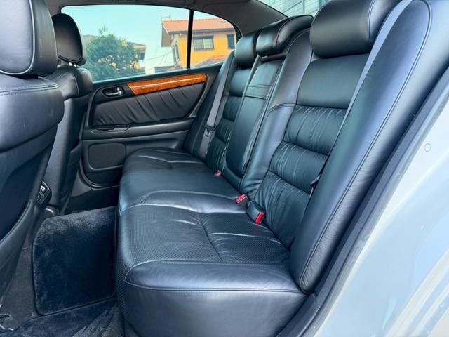 アリスト S300 生誕10周年記念特別仕様車 禁煙車 サンルーフ 黒革シート ウッドコンビハンドル RSR車高調 社外19インチアルミ パワーシート シートヒーター アリーナホーン クルーズコントロール パドルシフト JBLサウンド ETC(70枚目)