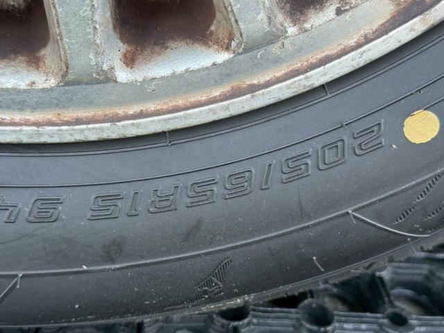 クラウン ロイヤルサルーン アニバーサリーパッケージ 禁煙車 特別仕様車 専用インテリアトリム 後期モデル クルーズコントロール パワーシート メーカー純正ナビ 純正15インチアルミ オートエアコン(30枚目)