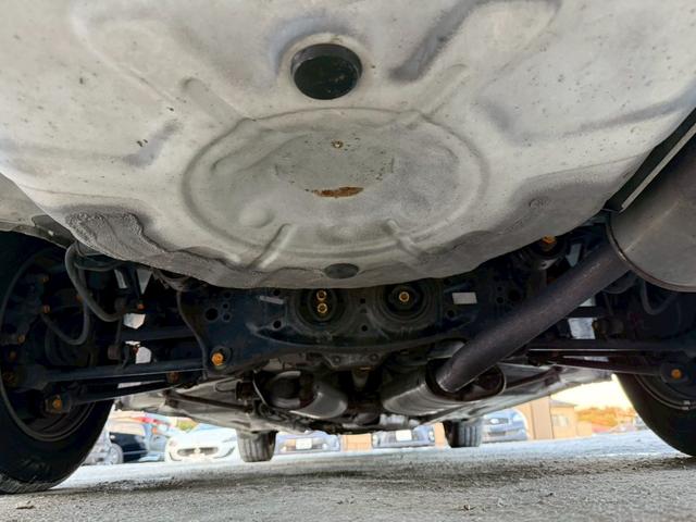 クラウン ロイヤルサルーン アニバーサリーパッケージ 禁煙車 特別仕様車 専用インテリアトリム 後期モデル クルーズコントロール パワーシート メーカー純正ナビ 純正15インチアルミ オートエアコン(37枚目)