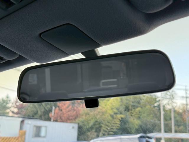 クラウン ロイヤルサルーン アニバーサリーパッケージ 禁煙車 特別仕様車 専用インテリアトリム 後期モデル クルーズコントロール パワーシート メーカー純正ナビ 純正15インチアルミ オートエアコン(39枚目)