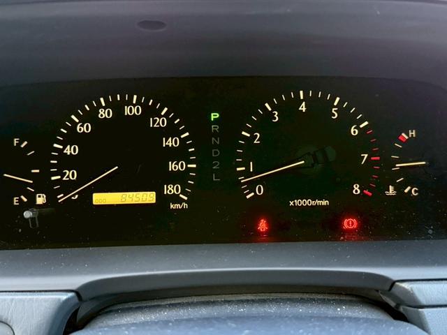 クラウン ロイヤルサルーン アニバーサリーパッケージ 禁煙車 特別仕様車 専用インテリアトリム 後期モデル クルーズコントロール パワーシート メーカー純正ナビ 純正15インチアルミ オートエアコン(40枚目)