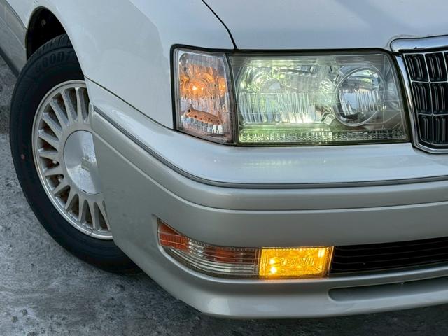 クラウン ロイヤルサルーン アニバーサリーパッケージ 禁煙車 特別仕様車 専用インテリアトリム 後期モデル クルーズコントロール パワーシート メーカー純正ナビ 純正15インチアルミ オートエアコン(74枚目)