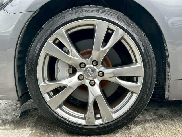 フーガ ３７０ＧＴ　タイプＳ　後期モデル　サンルーフ　ＢＯＳＥサウンド　純正２０インチアルミ　レーダークルーズコントロール　アラウンドビューモニター　パワーシート　シートメモリー　黒革ハーフレザーシート　クリアランスソナー　ＥＴＣ（30枚目）