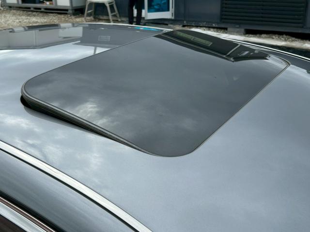 フーガ ３７０ＧＴ　タイプＳ　後期モデル　サンルーフ　ＢＯＳＥサウンド　純正２０インチアルミ　レーダークルーズコントロール　アラウンドビューモニター　パワーシート　シートメモリー　黒革ハーフレザーシート　クリアランスソナー　ＥＴＣ（54枚目）