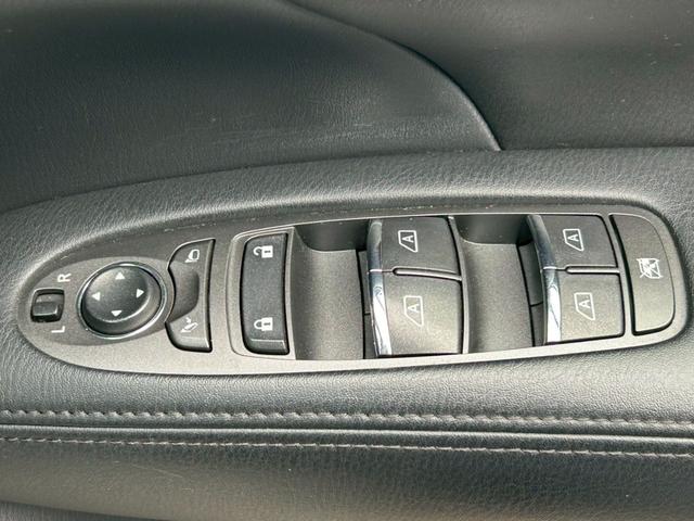 フーガ ３７０ＧＴ　タイプＳ　後期モデル　サンルーフ　ＢＯＳＥサウンド　純正２０インチアルミ　レーダークルーズコントロール　アラウンドビューモニター　パワーシート　シートメモリー　黒革ハーフレザーシート　クリアランスソナー　ＥＴＣ（62枚目）