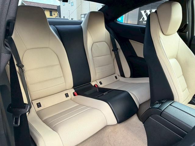 Ｃクラス Ｃ１８０クーペ　禁煙車　白革シート　レーダークルーズコントロール　シートヒーター　シートメモリー　メーカー純正ナビ　バックモニター　フルセグＴＶ　スマートキー　プッシュスタート　クリアランスソナー　ブラインドスポット（10枚目）