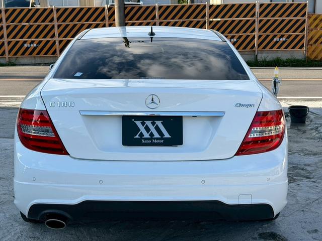Ｃクラス Ｃ１８０クーペ　禁煙車　白革シート　レーダークルーズコントロール　シートヒーター　シートメモリー　メーカー純正ナビ　バックモニター　フルセグＴＶ　スマートキー　プッシュスタート　クリアランスソナー　ブラインドスポット（22枚目）