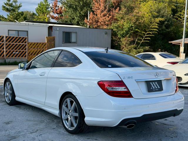 Ｃクラス Ｃ１８０クーペ　禁煙車　白革シート　レーダークルーズコントロール　シートヒーター　シートメモリー　メーカー純正ナビ　バックモニター　フルセグＴＶ　スマートキー　プッシュスタート　クリアランスソナー　ブラインドスポット（25枚目）
