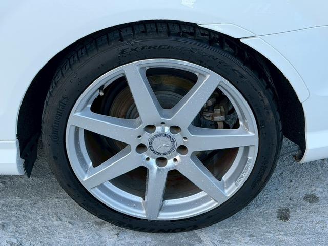 Ｃクラス Ｃ１８０クーペ　禁煙車　白革シート　レーダークルーズコントロール　シートヒーター　シートメモリー　メーカー純正ナビ　バックモニター　フルセグＴＶ　スマートキー　プッシュスタート　クリアランスソナー　ブラインドスポット（29枚目）