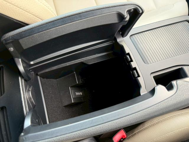 Ｃクラス Ｃ１８０クーペ　禁煙車　白革シート　レーダークルーズコントロール　シートヒーター　シートメモリー　メーカー純正ナビ　バックモニター　フルセグＴＶ　スマートキー　プッシュスタート　クリアランスソナー　ブラインドスポット（31枚目）