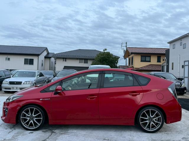 プリウス Sツーリングセレクション・G’s 禁煙車 フルノーマル ディーラー純正ナビ フルセグTV Bluetooth バックモニター スマートキー プッシュスタート 純正18インチアルミ 専用サスペンション 専用バンパー ETC バックカメラ(21枚目)