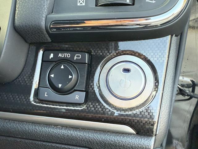 クラウンハイブリッド アスリートS ブラックスタイル 禁煙車 サンルーフ TRDエアロF モデリスタ4本出しマフラー 純正18インチスパッタリングアルミ メーカー純正ナビ フルセグTV シートヒーター バックモニター Bluetooth パワーシート(54枚目)