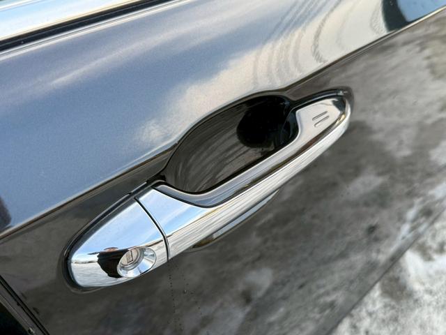 クラウンハイブリッド アスリートS ブラックスタイル 禁煙車 サンルーフ TRDエアロF モデリスタ4本出しマフラー 純正18インチスパッタリングアルミ メーカー純正ナビ フルセグTV シートヒーター バックモニター Bluetooth パワーシート(63枚目)