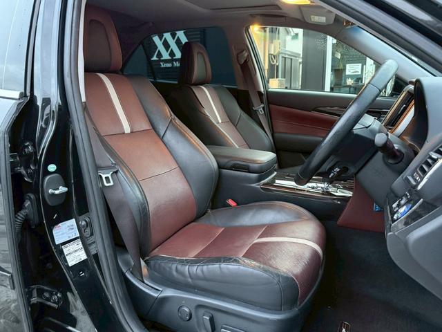 クラウンハイブリッド アスリートS ブラックスタイル 禁煙車 サンルーフ 黒赤コンビレザーシート モデリスタフルエアロ モデリスタ4本出しマフラー 純正18インチスパッタリングアルミ メーカー純正ナビ クリアランスソナー フルセグTV アラウンドビュー(11枚目)