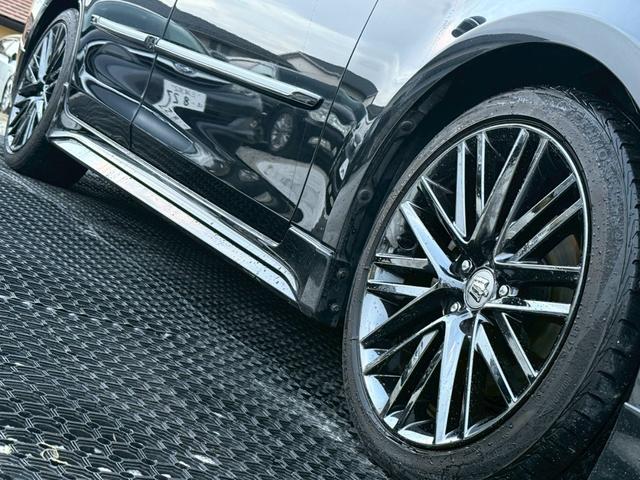 クラウンハイブリッド アスリートS ブラックスタイル 禁煙車 サンルーフ 黒赤コンビレザーシート モデリスタフルエアロ モデリスタ4本出しマフラー 純正18インチスパッタリングアルミ メーカー純正ナビ クリアランスソナー フルセグTV アラウンドビュー(32枚目)