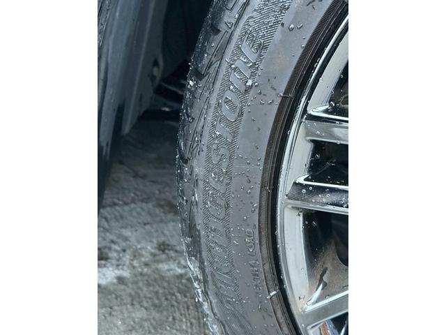 クラウンハイブリッド アスリートS ブラックスタイル 禁煙車 サンルーフ 黒赤コンビレザーシート モデリスタフルエアロ モデリスタ4本出しマフラー 純正18インチスパッタリングアルミ メーカー純正ナビ クリアランスソナー フルセグTV アラウンドビュー(34枚目)