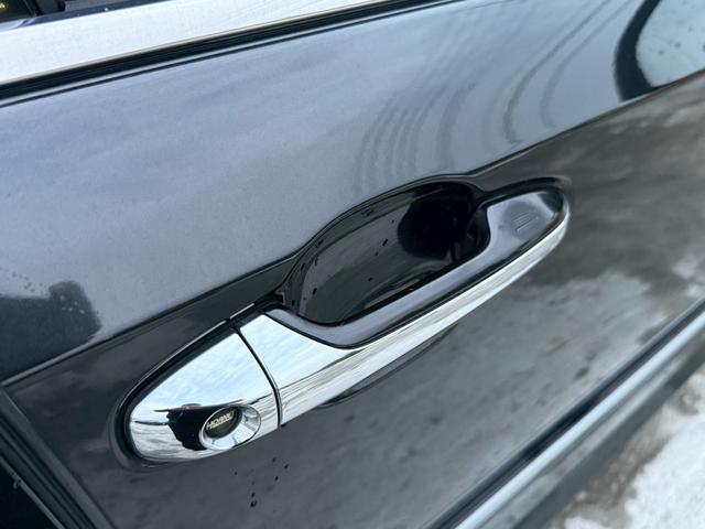 クラウンハイブリッド アスリートS ブラックスタイル 禁煙車 サンルーフ 黒赤コンビレザーシート モデリスタフルエアロ モデリスタ4本出しマフラー 純正18インチスパッタリングアルミ メーカー純正ナビ クリアランスソナー フルセグTV アラウンドビュー(80枚目)