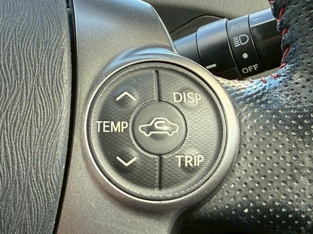 プリウス Ｓツーリングセレクション・Ｇ’ｓ　黒革調シートカバー　純正１８インチアルミ　ディーラー純正ナビ　フルセグＴＶ　バックモニター　Ｂｌｕｅｔｏｏｔｈ　スマートキー　プッシュスタート　スポーツモード　オートエアコン　オートライト　ＥＴＣ（38枚目）