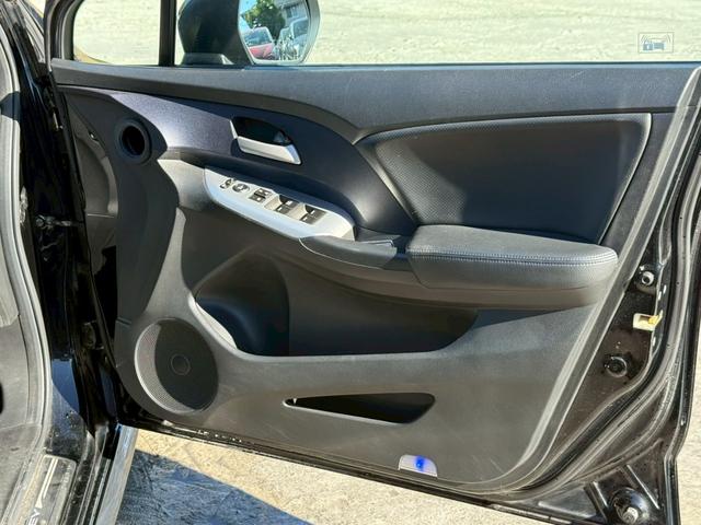 オデッセイ アブソルート　サンルーフ　ＲＳＲ車高調　社外テール　マフラーエンド　アラウンドビューモニター　パワーシート　クルーズコントロール　黒革ハーフレザーシート　パドルシフト　スマートキー　純正１８インチアルミ　ＥＴＣ（33枚目）