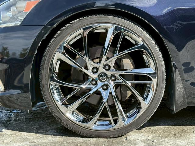 ＬＳ ＬＳ６００ｈＬ　エグゼクティブパッケージ　弊社デモカー　ＶＥＲＴＩＣＡＬ　ＤＯＯＯＲＳシザーズドア　社外鍛造２２インチアルミ　サンルーフ　サスコン　フリップダウンモニター　マークレビンソン　黒革シート　シートベンチレーション　レダクルＢＳＭ（8枚目）