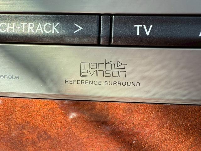 ＬＳ ＬＳ６００ｈＬ　エグゼクティブパッケージ　弊社デモカー　ＶＥＲＴＩＣＡＬ　ＤＯＯＯＲＳシザーズドア　社外鍛造２２インチアルミ　サンルーフ　サスコン　フリップダウンモニター　マークレビンソン　黒革シート　シートベンチレーション　レダクルＢＳＭ（9枚目）