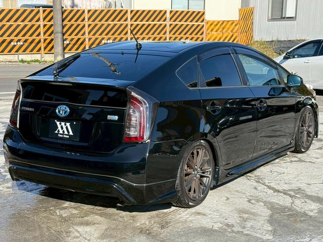 プリウス S 禁煙車 ブリッツ車高調 社外17インチアルミ ヘッドライトインナーブラック 後期テールブラックアウト エアコンパネルLED打ち込み ディーラー純正ナビ バックモニターフルセグTV スマートキー ETC(29枚目)