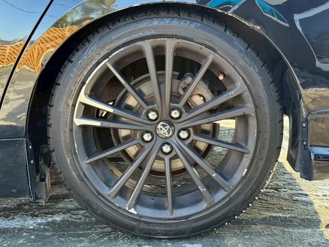 プリウス S 禁煙車 ブリッツ車高調 社外17インチアルミ ヘッドライトインナーブラック 後期テールブラックアウト エアコンパネルLED打ち込み ディーラー純正ナビ バックモニターフルセグTV スマートキー ETC(31枚目)