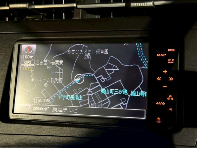 プリウス S 禁煙車 ブリッツ車高調 社外17インチアルミ ヘッドライトインナーブラック 後期テールブラックアウト エアコンパネルLED打ち込み ディーラー純正ナビ バックモニターフルセグTV スマートキー ETC(52枚目)