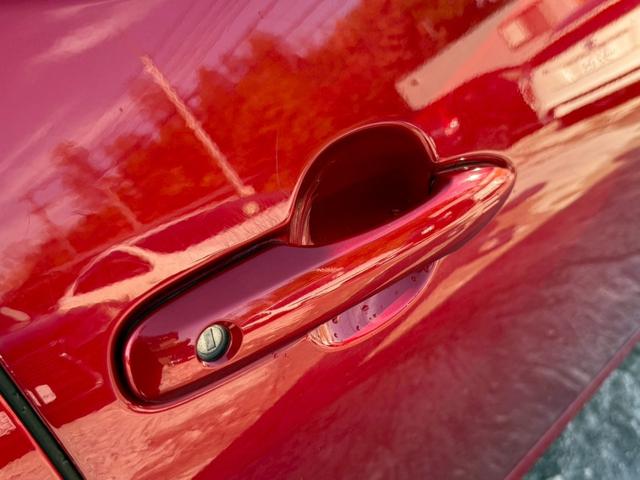 プリウス Ａツーリングセレクション　禁煙車　黒革シート　レーダークルーズコントロール　ヘッドアップディスプレイ　ブラインドスポットアシスト　シートヒーター　純正９インチナビ　バックモニター　フルセグＴＶ　スマートキー　プッシュスタート（36枚目）