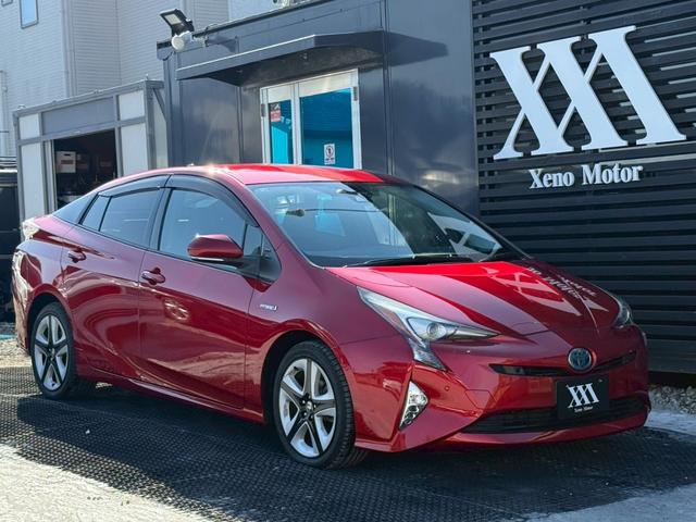 プリウス Ａツーリングセレクション　禁煙車　黒革シート　レーダークルーズコントロール　ヘッドアップディスプレイ　ブラインドスポットアシスト　シートヒーター　純正９インチナビ　バックモニター　フルセグＴＶ　スマートキー　プッシュスタート（63枚目）