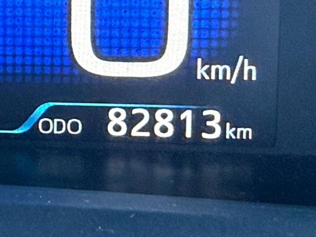 プリウス Ａプレミアム　ツーリングセレクション　１１．６インチデカナビ　ＪＢＬサウンドシステム　黒革シート　シートベンチレーション　アラウンドビューモニター　ヘッドアップディスプレイ　ブラインドスポットアシスト　レーダークルーズコントロール　ＥＴＣ（70枚目）