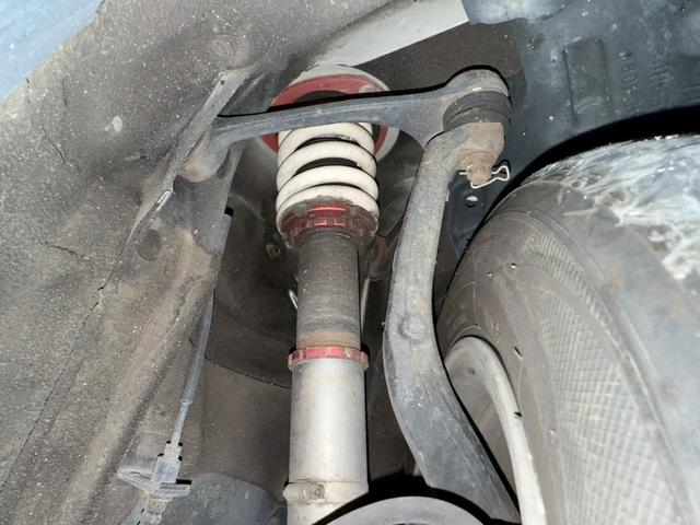 アリスト V300ベルテックスエディション 禁煙車 タイミングベルト交換済 サンルーフ 黒革シート フルエアロ HKS車高調 ブリッツマフラー クスコタワーバー ターボタイマー イカリングヘッド LEDテール 16インチメッキアルミ 純正ナビ(16枚目)