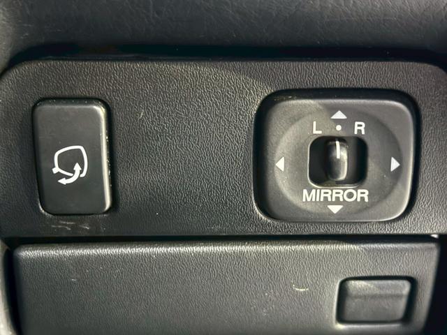 アリスト V300ベルテックスエディション 禁煙車 タイミングベルト交換済 サンルーフ 黒革シート フルエアロ HKS車高調 ブリッツマフラー クスコタワーバー ターボタイマー イカリングヘッド LEDテール 16インチメッキアルミ 純正ナビ(36枚目)