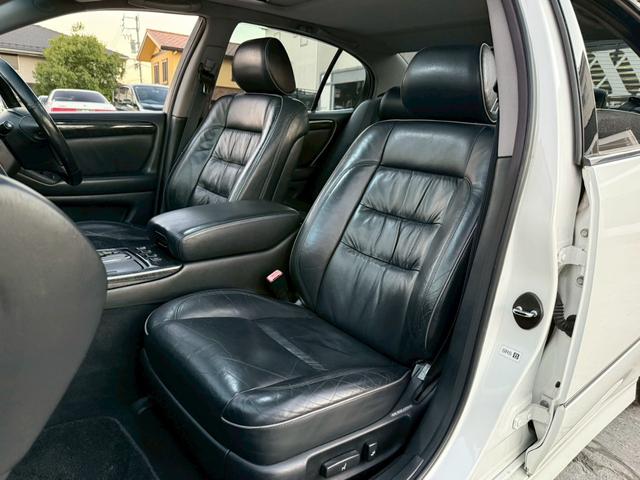 アリスト V300ベルテックスエディション 禁煙車 タイミングベルト交換済 サンルーフ 黒革シート フルエアロ HKS車高調 ブリッツマフラー クスコタワーバー ターボタイマー イカリングヘッド LEDテール 16インチメッキアルミ 純正ナビ(63枚目)