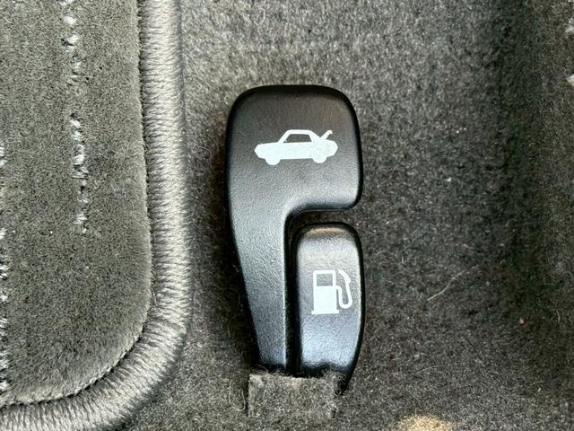 マークX 250G リラックスセレ・ブラックレザーリミテッド 禁煙車 黒革シート シートヒーター ウッドコンビハンドル パワーシート メーカー純正ナビ バックモニター フルセグTV Bluetooth スマートキー プッシュスタート ステアリングスイッチ ETC(53枚目)